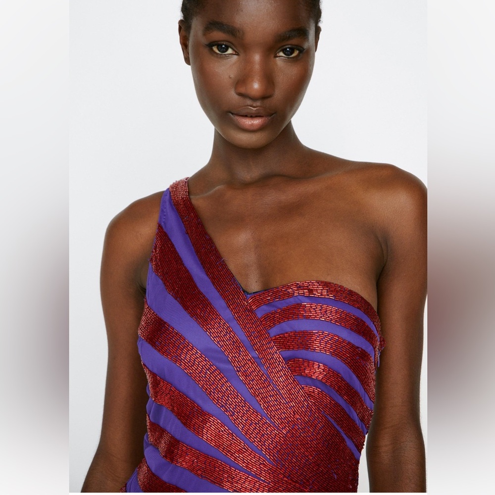 Nasty Gal One Shoulder Spiral Sequin Mini Dress US 12 red NWT - Picture 3 of 16